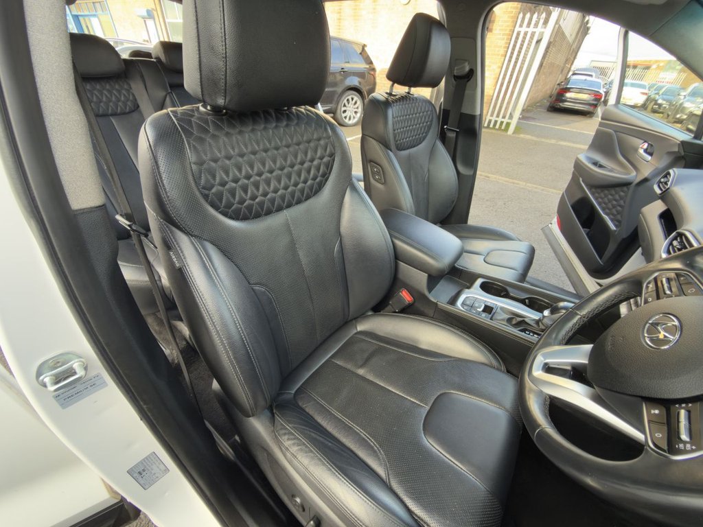 Used Hyundai Santa Fe 2019 for sale - 77239352: Photo 19