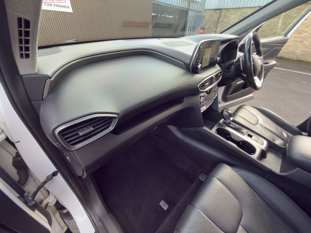 Used Hyundai Santa Fe 2019 for sale - 77239352: Photo 28