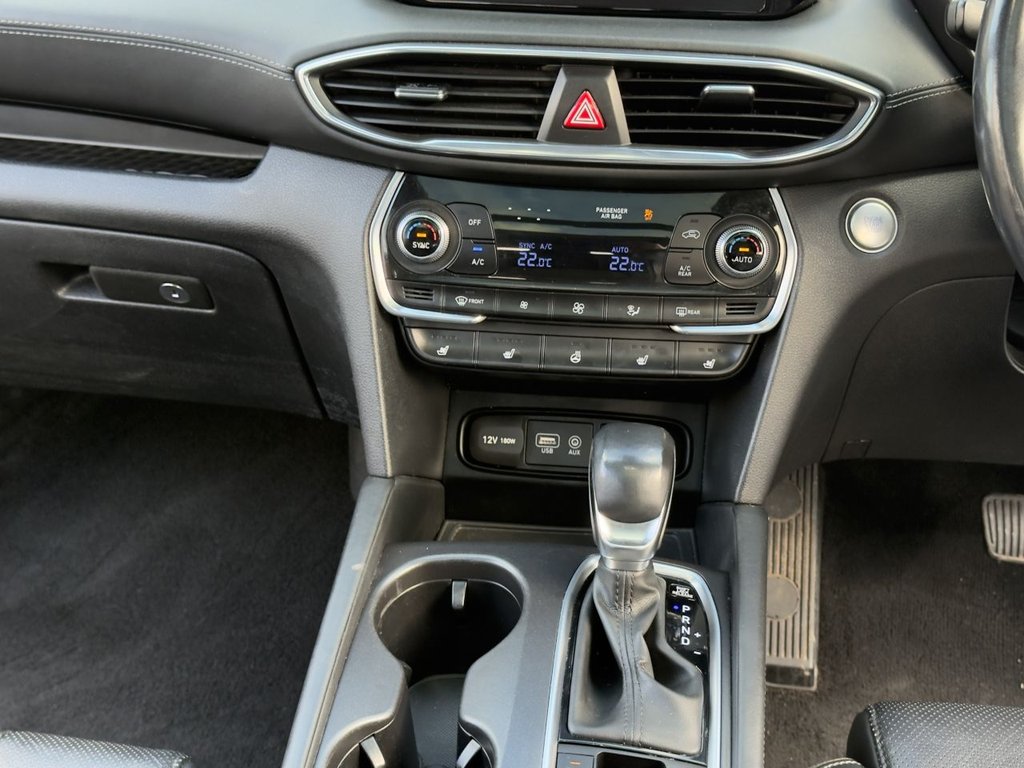 Used Hyundai Santa Fe 2019 for sale - 77239352: Photo 30
