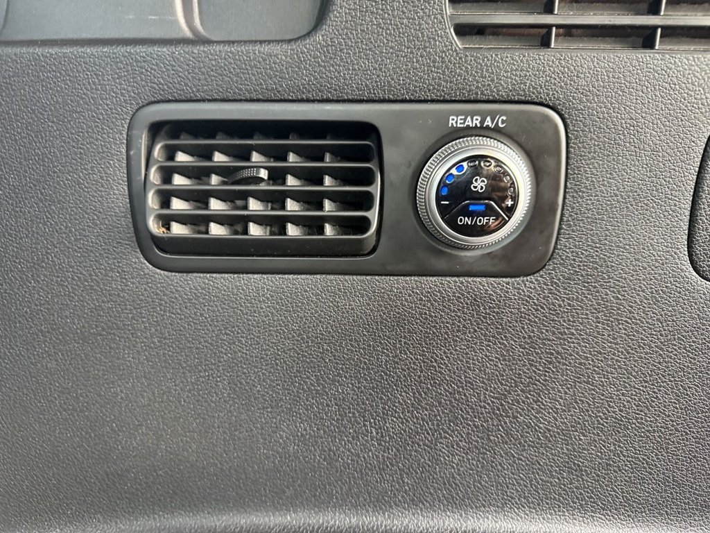 Used Hyundai Santa Fe 2019 for sale - 77239352: Photo 36