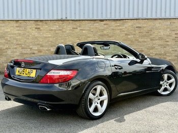 Used Mercedes-Benz SLK 2015 for sale - 75859964: Photo