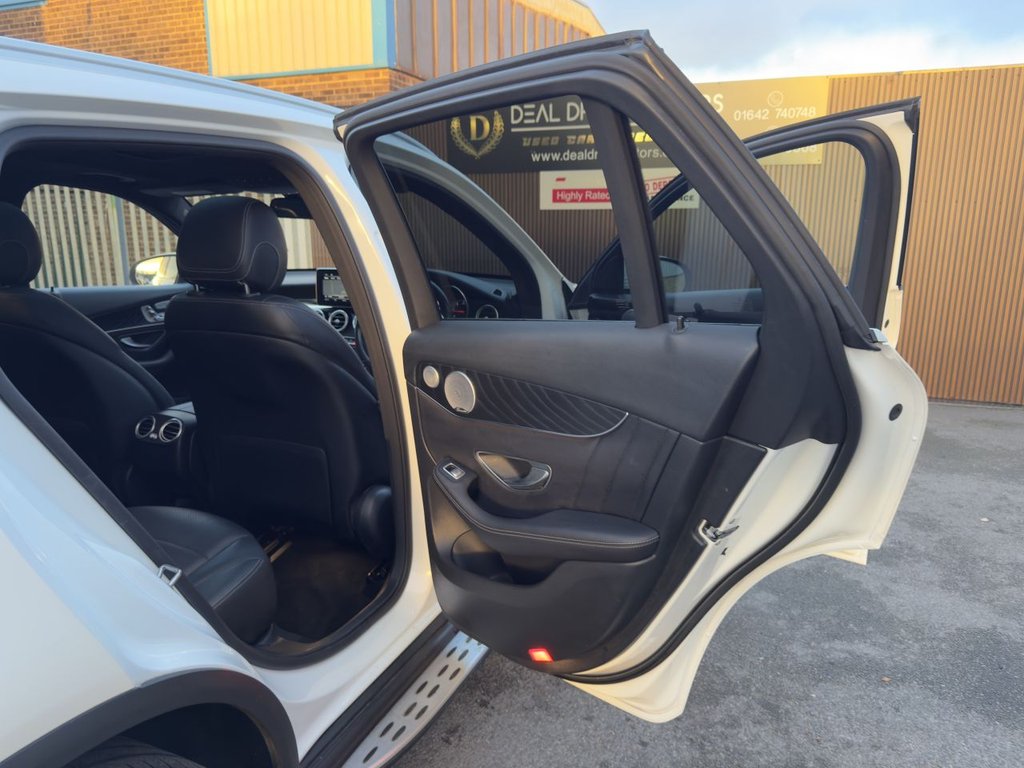 Used Mercedes-Benz GLC 2018 for sale - 76487041: Photo 10