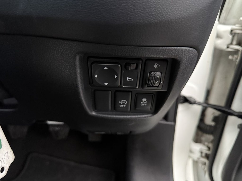 Used Nissan Juke 2014 for sale - 76487064: Photo 32