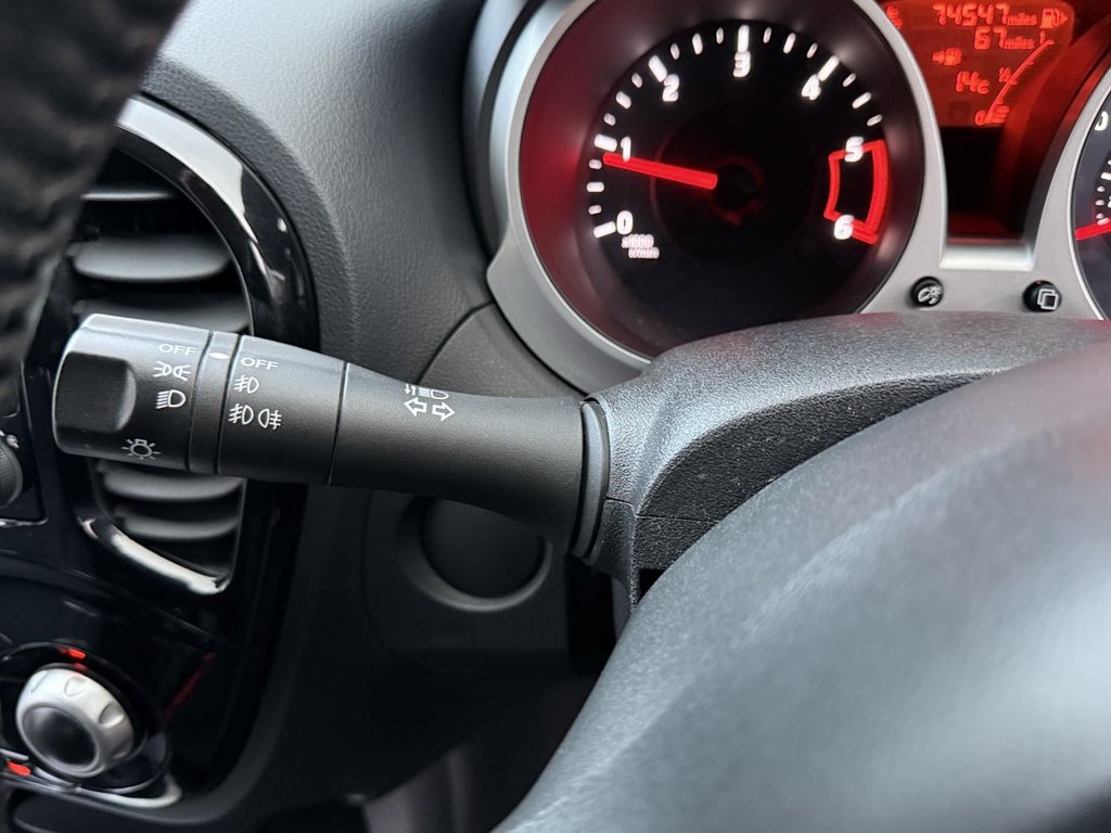 Used Nissan Juke 2014 for sale - 76487064: Photo 33