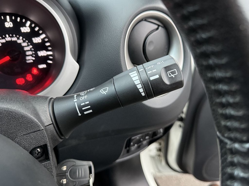 Used Nissan Juke 2014 for sale - 76487064: Photo 34