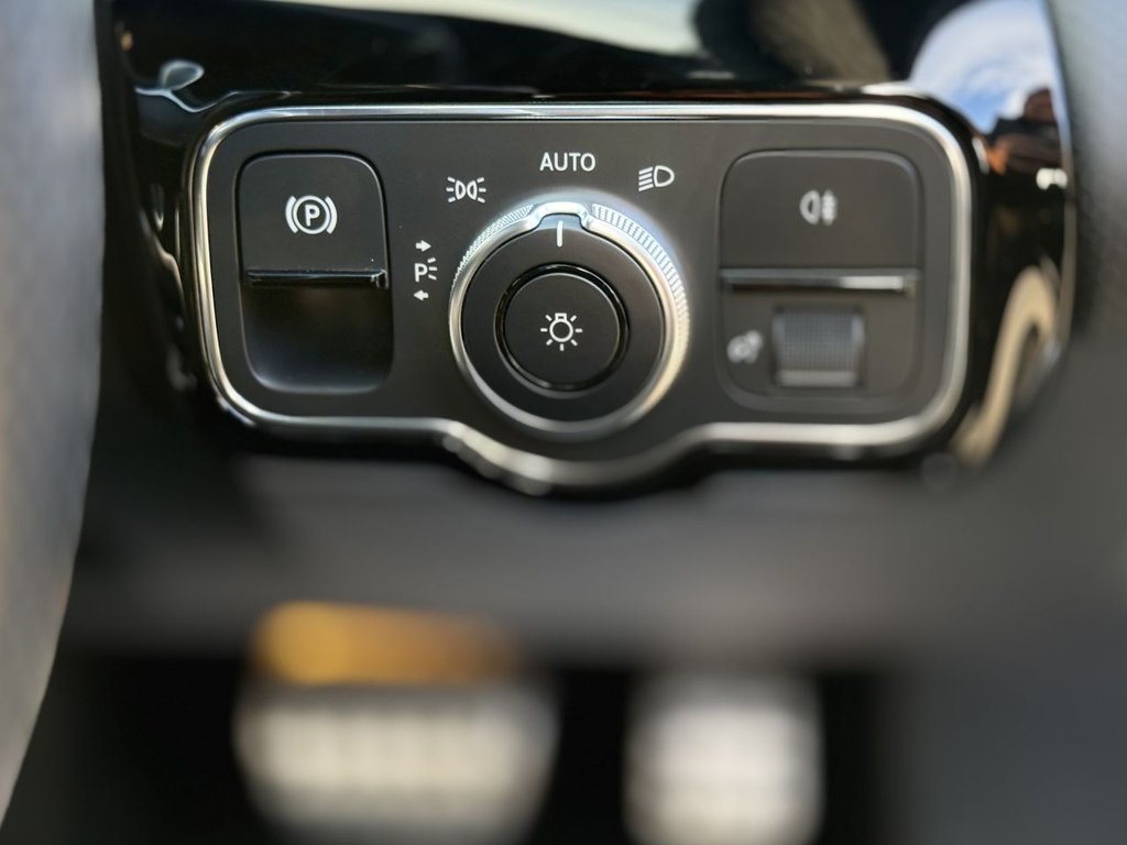 Used Mercedes-Benz A-Class 2019 for sale - 77893740: Photo 35