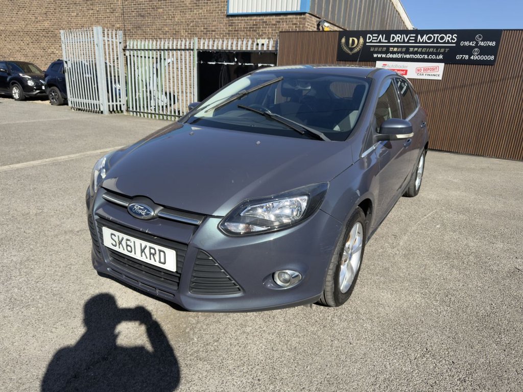 Used Ford C-Max 2011 for sale - 77941764: Photo 2