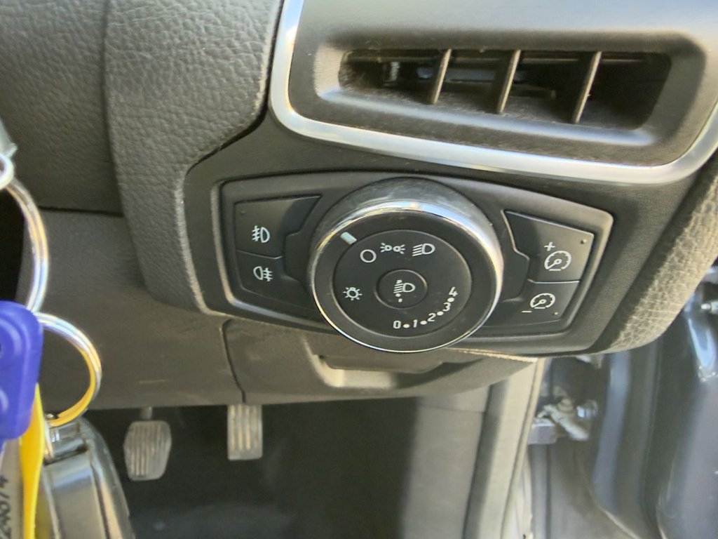 Used Ford C-Max 2011 for sale - 77941764: Photo 23