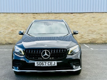 Used Mercedes-Benz GLC 2017 for sale - 76092608: Photo 2