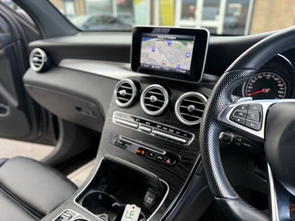 Used Mercedes-Benz GLC 2017 for sale - 76092608: Photo 38