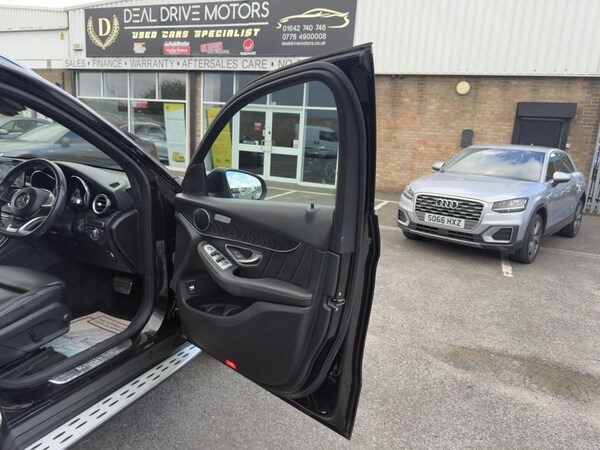Used Mercedes-Benz GLC 2017 for sale - 76092608: Photo 45