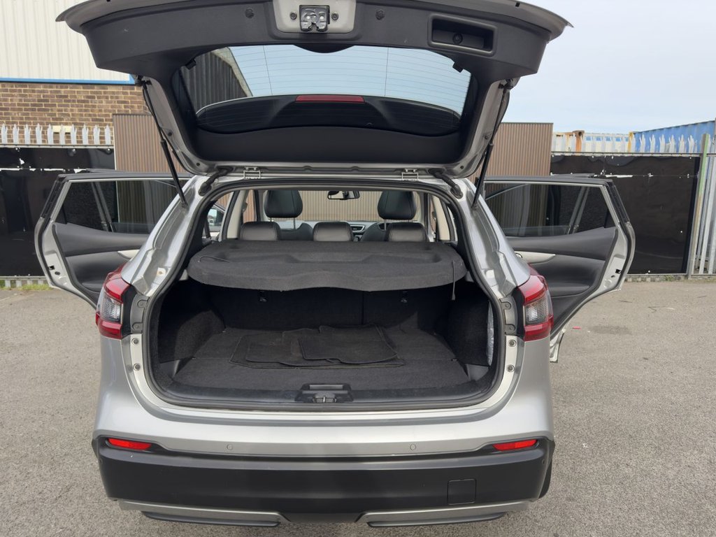 Used Nissan Qashqai 2017 for sale - 78117579: Photo 15