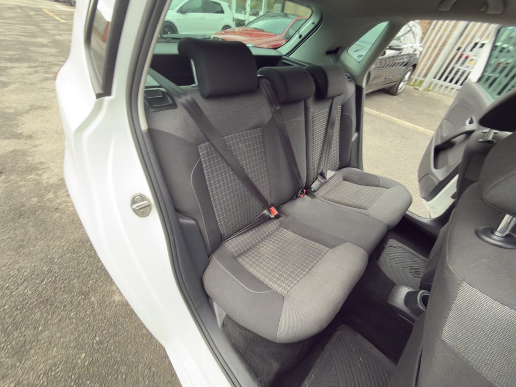 Used Volkswagen Polo 2016 for sale - 76973175: Photo 14