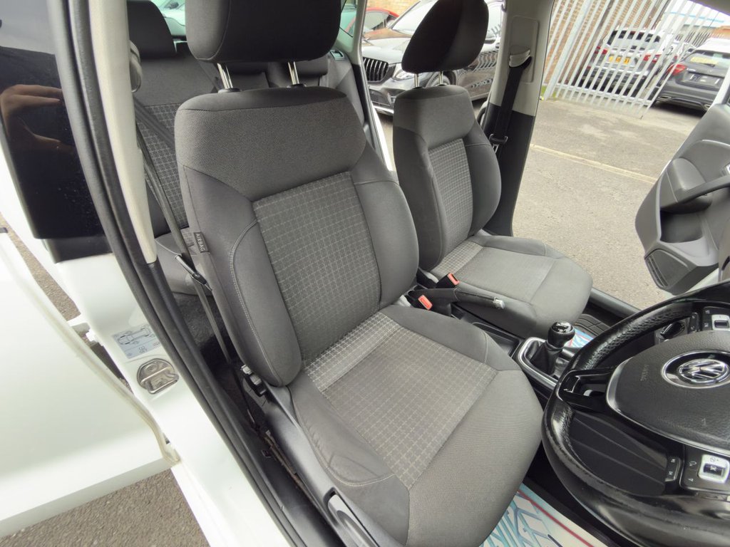 Used Volkswagen Polo 2016 for sale - 76973175: Photo 15