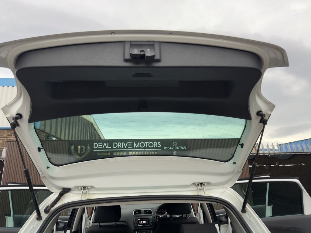 Used Volkswagen Polo 2016 for sale - 76973175: Photo 16