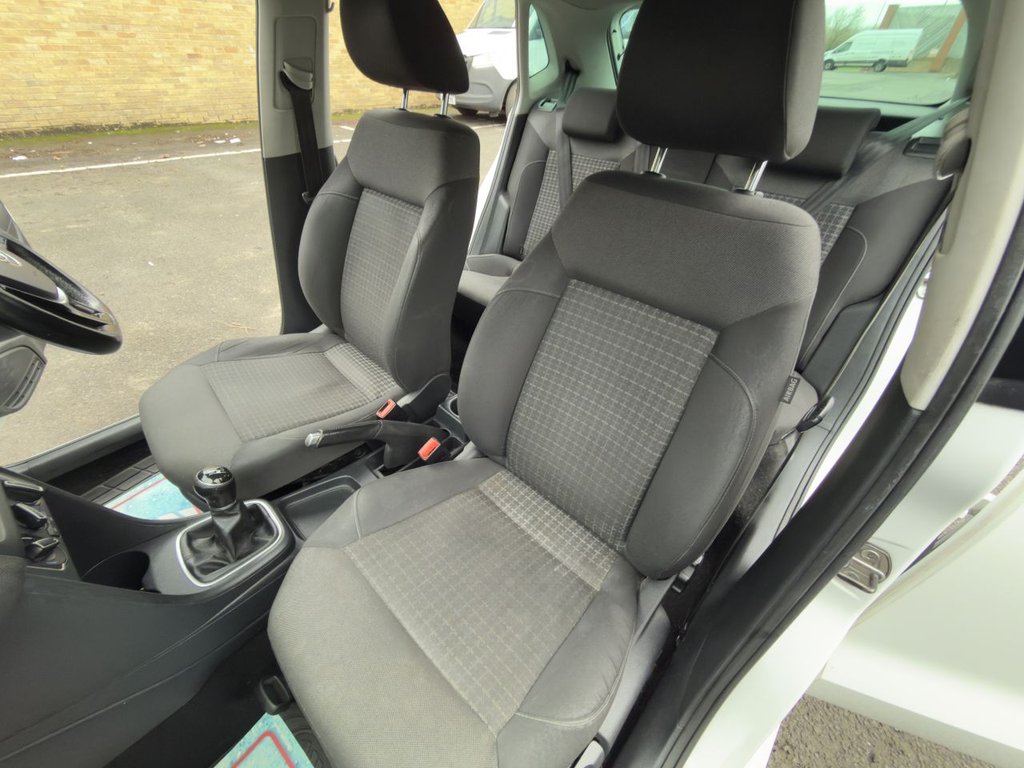 Used Volkswagen Polo 2016 for sale - 76973175: Photo 18