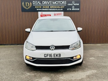 Used Volkswagen Polo 2016 for sale - 76973175: Photo