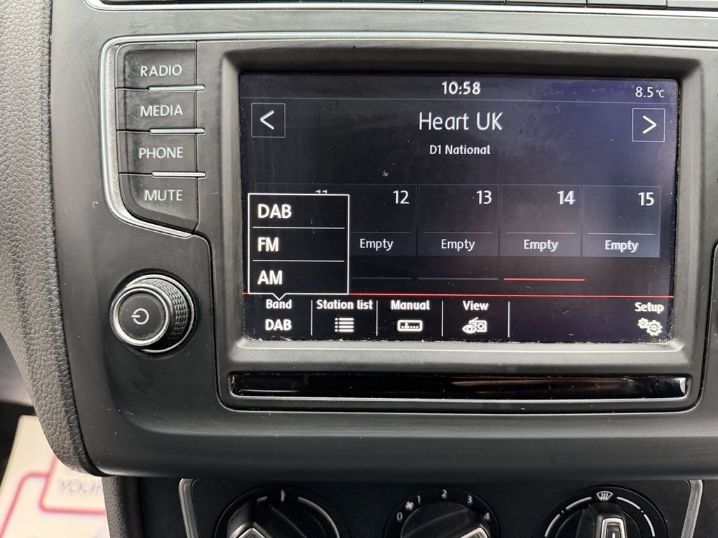 Used Volkswagen Polo 2016 for sale - 76973175: Photo 35