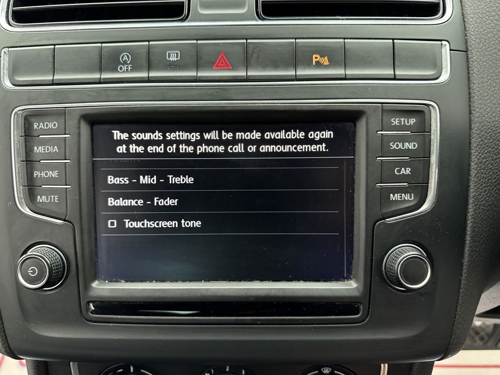 Used Volkswagen Polo 2016 for sale - 76973175: Photo 41