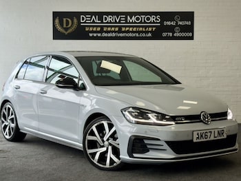 Volkswagen - Golf