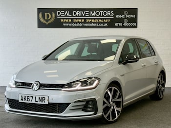 Used Volkswagen Golf 2017 for sale - 75704099: Photo