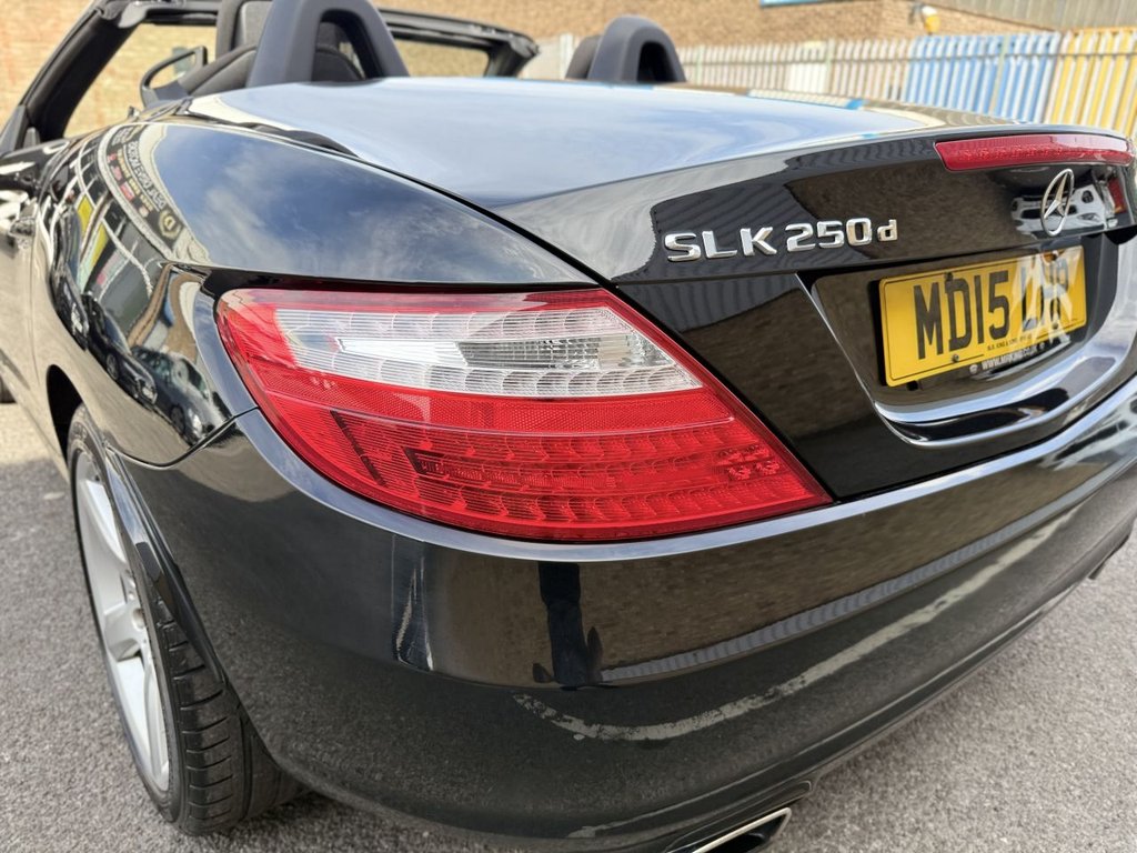 Used Mercedes-Benz SLK 2015 for sale - 77765001: Photo 10