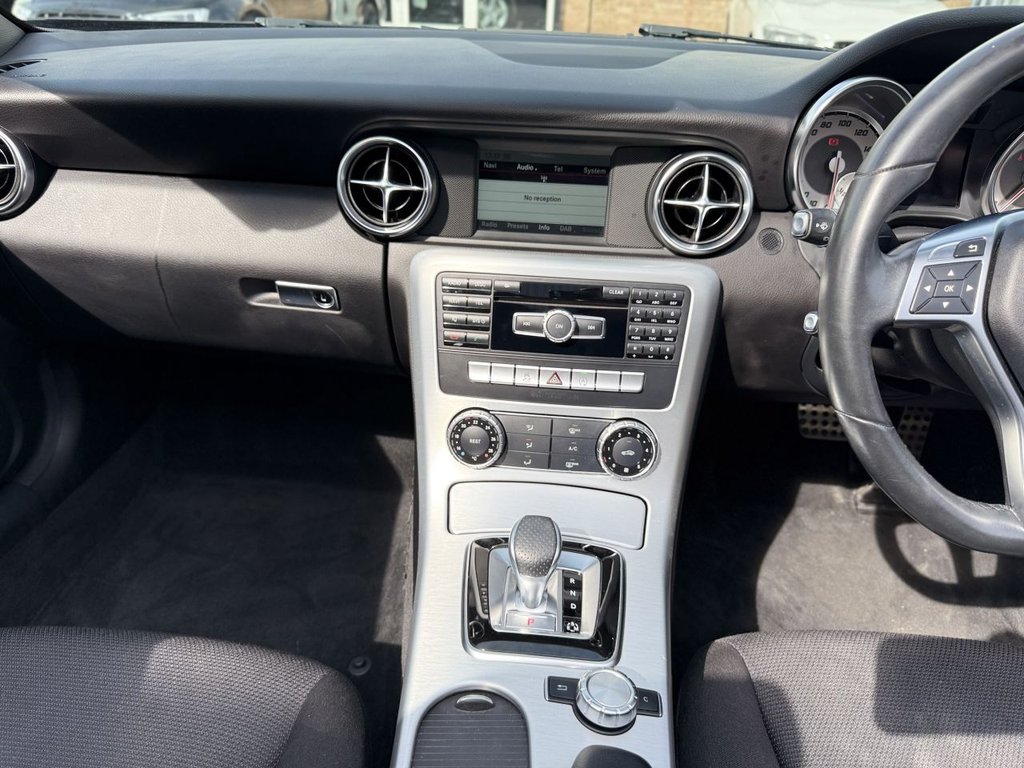 Used Mercedes-Benz SLK 2015 for sale - 77765001: Photo 21