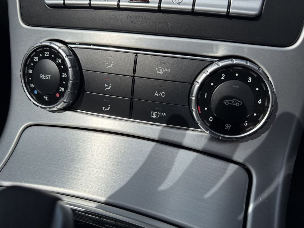 Used Mercedes-Benz SLK 2015 for sale - 77765001: Photo 36