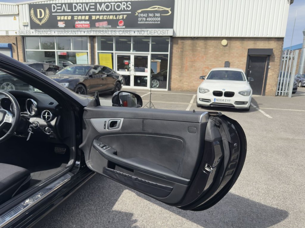 Used Mercedes-Benz SLK 2015 for sale - 77765001: Photo 38