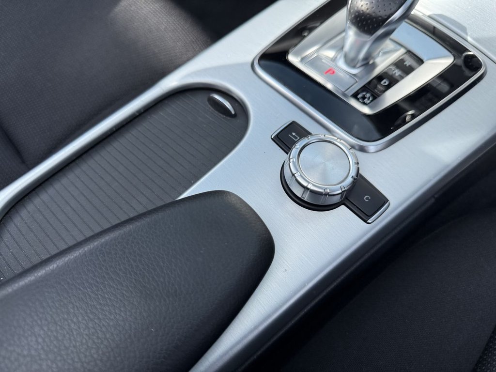 Used Mercedes-Benz SLK 2015 for sale - 77765001: Photo 40