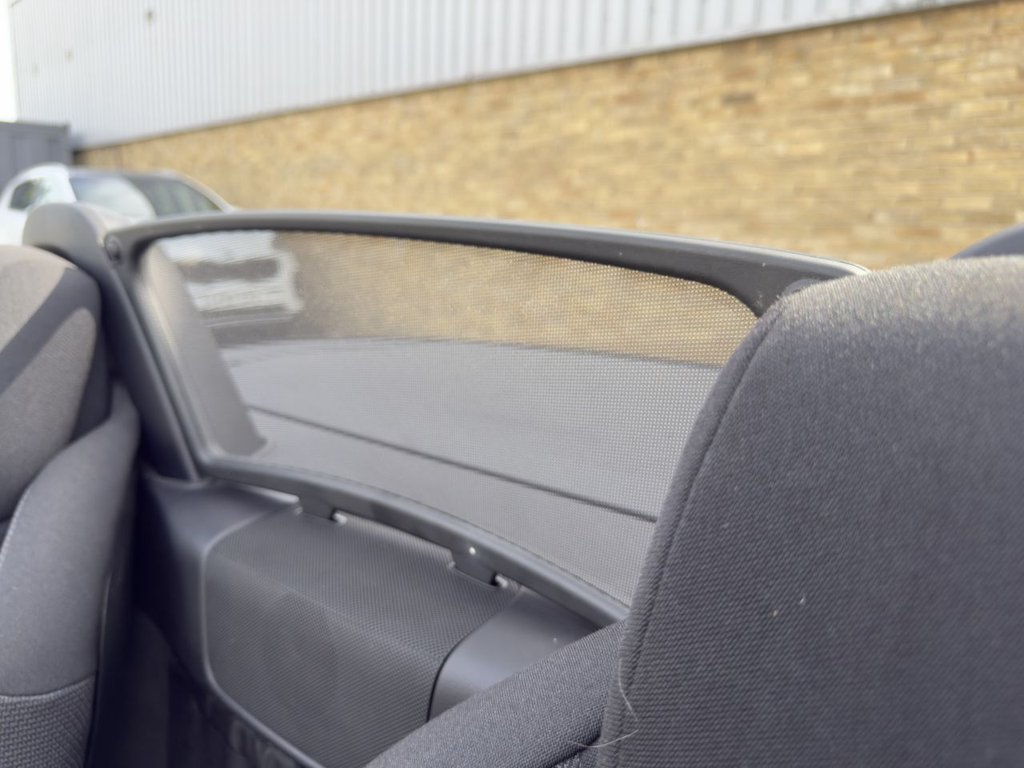 Used Mercedes-Benz SLK 2015 for sale - 77765001: Photo 45