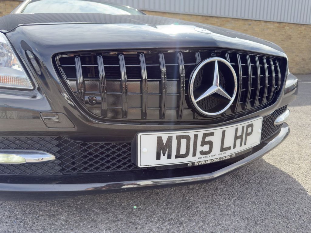 Used Mercedes-Benz SLK 2015 for sale - 77765001: Photo 9