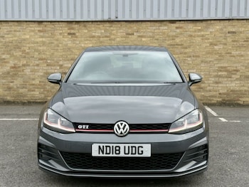 Used Volkswagen Golf 2018 for sale - 75690159: Photo
