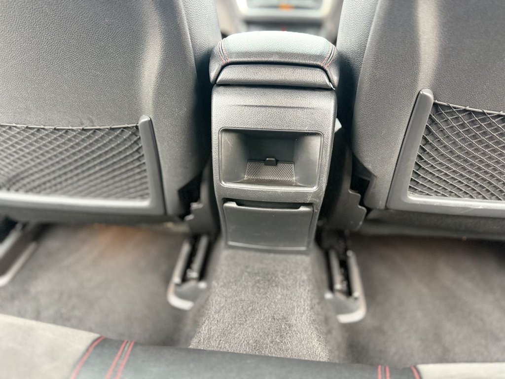 Used Mercedes-Benz GLA 2015 for sale - 76535844: Photo 50