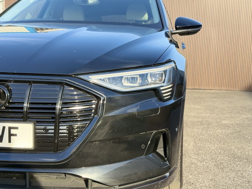 Used Audi e-tron 2019 for sale - 76248518: Photo 11