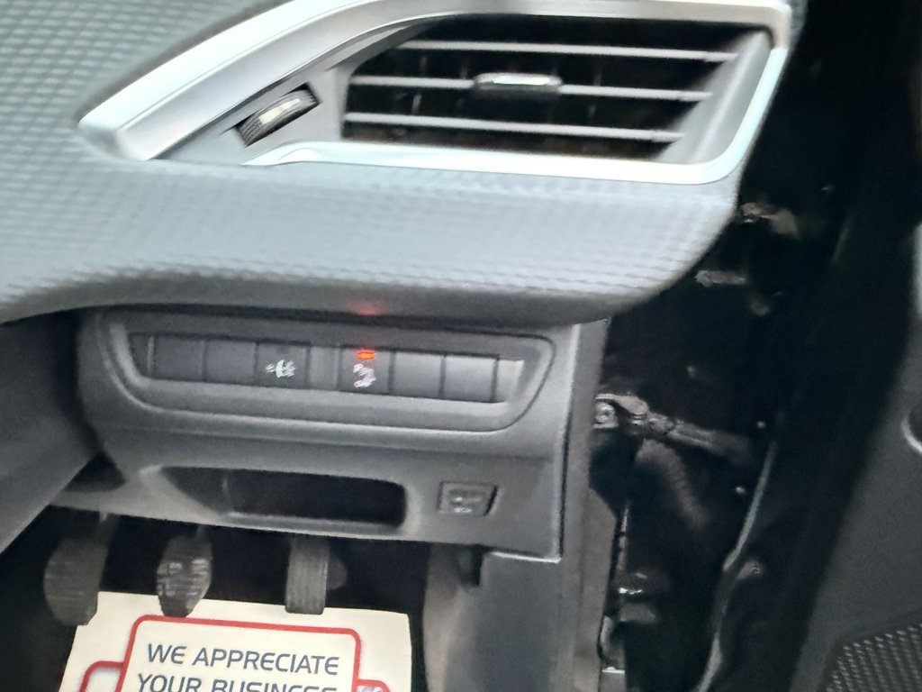 Used Peugeot 2008 2016 for sale - 76124209: Photo 24