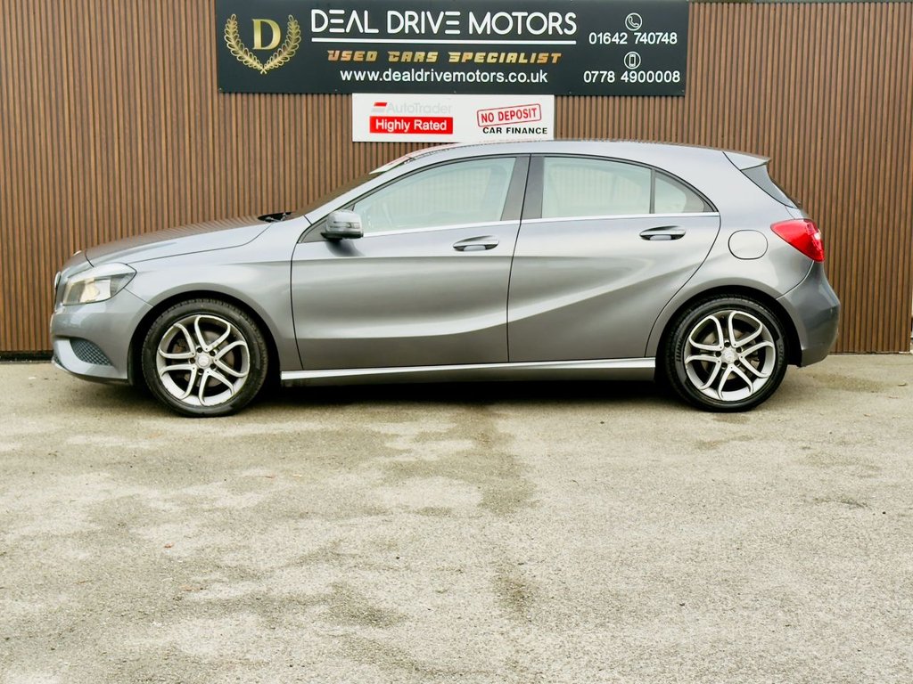 Used Mercedes-Benz A-Class 2014 for sale - 76266857: Photo 4