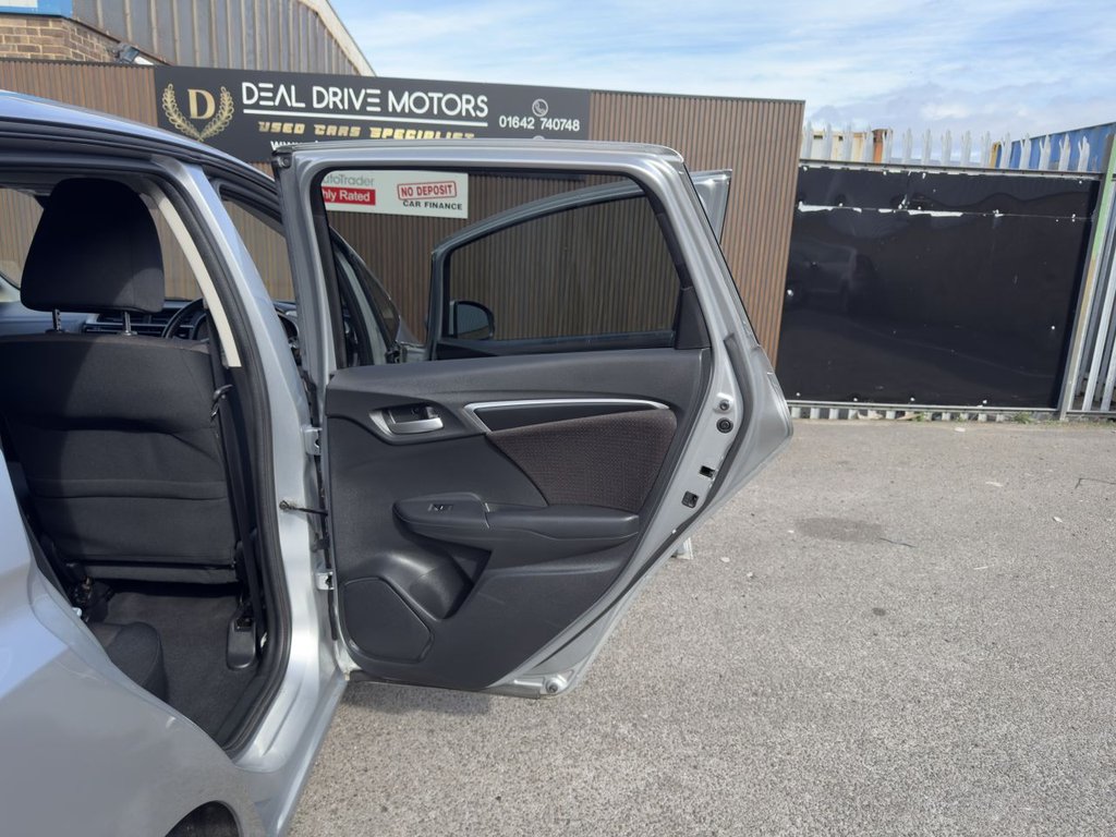 Used Honda Jazz 2017 for sale - 78134558: Photo 12