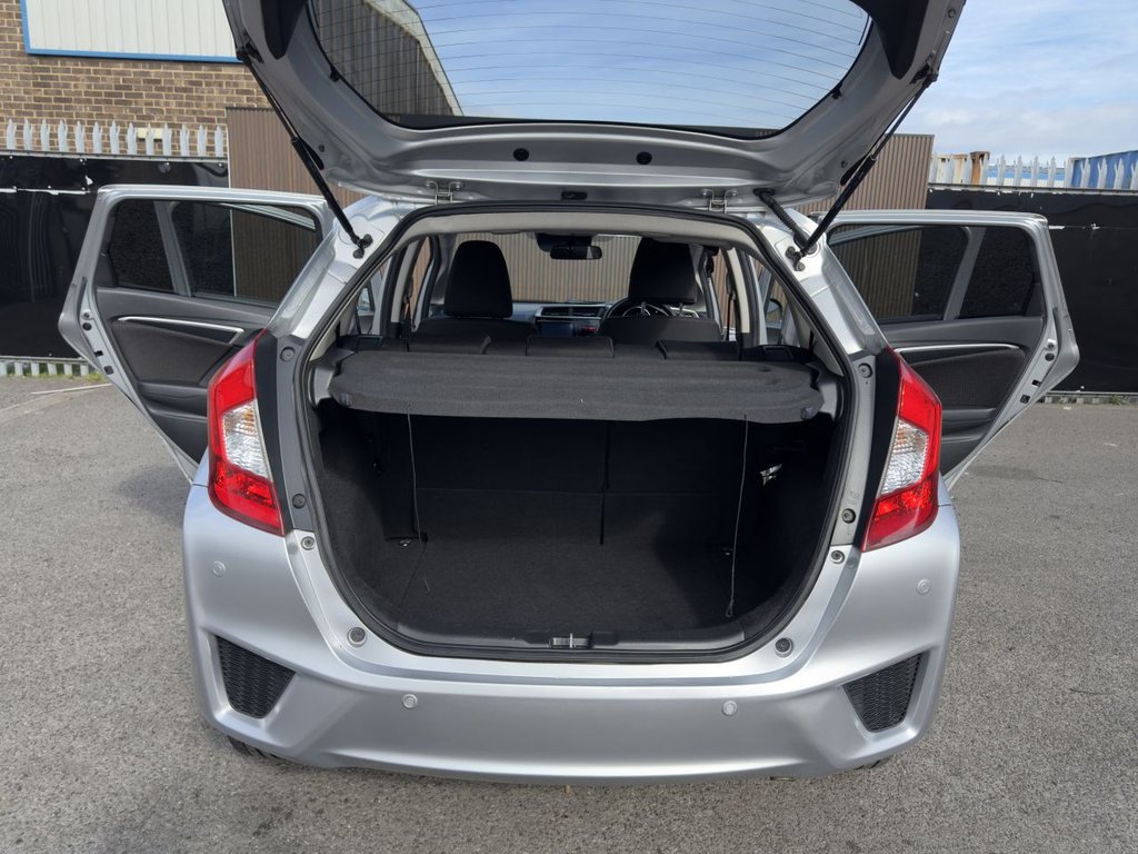 Used Honda Jazz 2017 for sale - 78134558: Photo 15