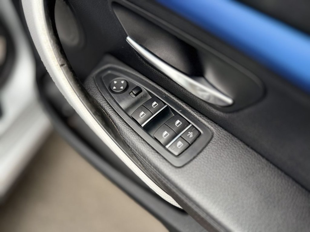 Used BMW 3 Series 2018 for sale - 76582095: Photo 32