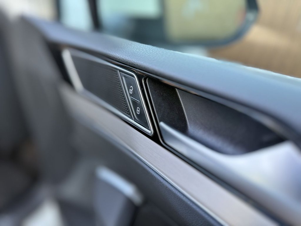 Used Volkswagen Passat 2018 for sale - 77236699: Photo 27