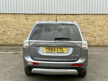 Used Mitsubishi Outlander 2015 for sale - 75950732: Photo