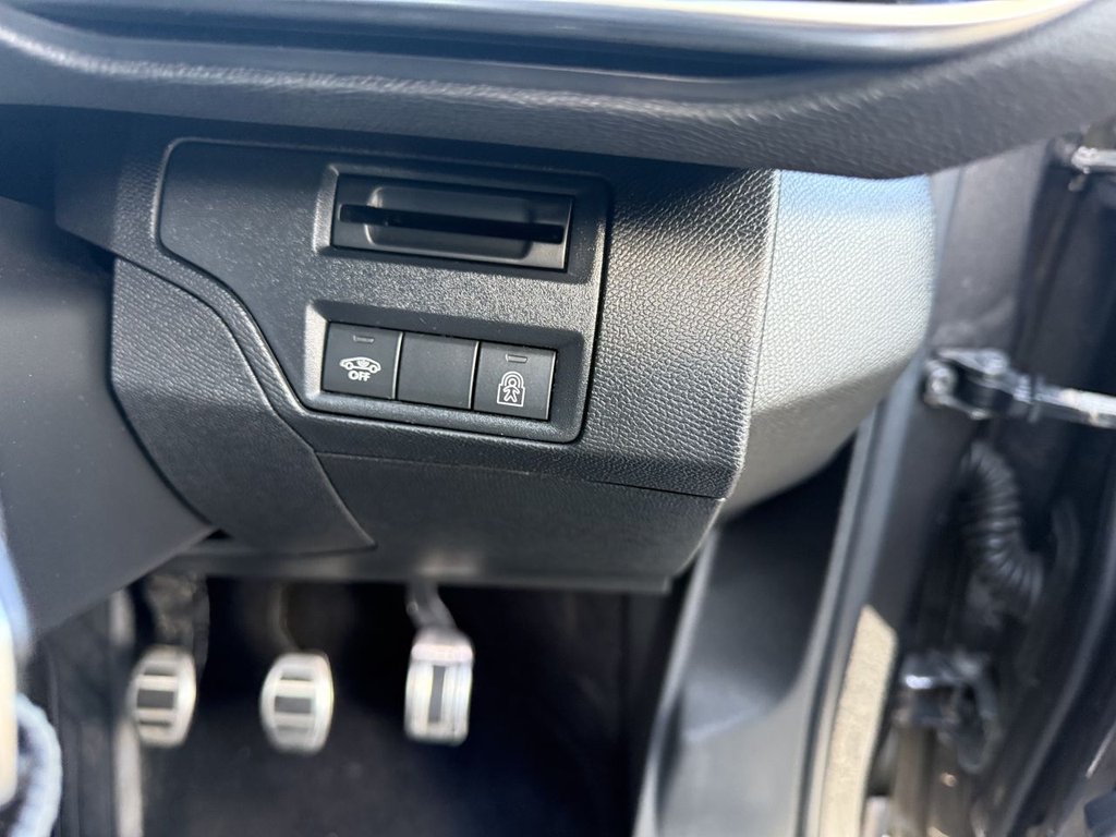 Used Peugeot 3008 2018 for sale - 78069130: Photo 35