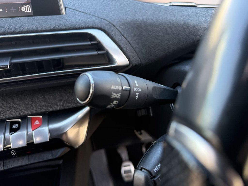 Used Peugeot 3008 2018 for sale - 78069130: Photo 40