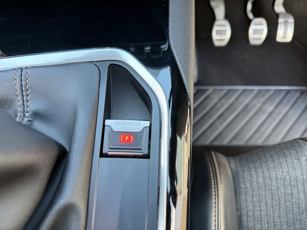 Used Peugeot 3008 2018 for sale - 78069130: Photo 48