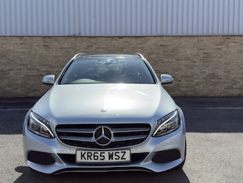 Used Mercedes-Benz C-Class 2015 for sale - 75742550: Photo