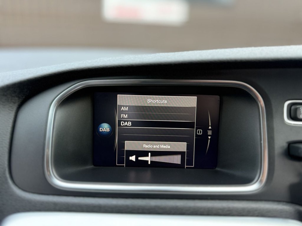 Used Volvo V40 2017 for sale - 78016746: Photo 36