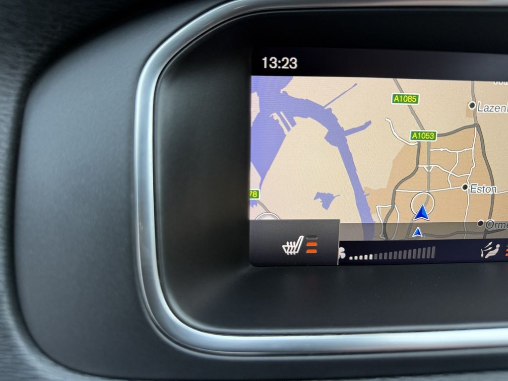 Used Volvo V40 2017 for sale - 78016746: Photo 39