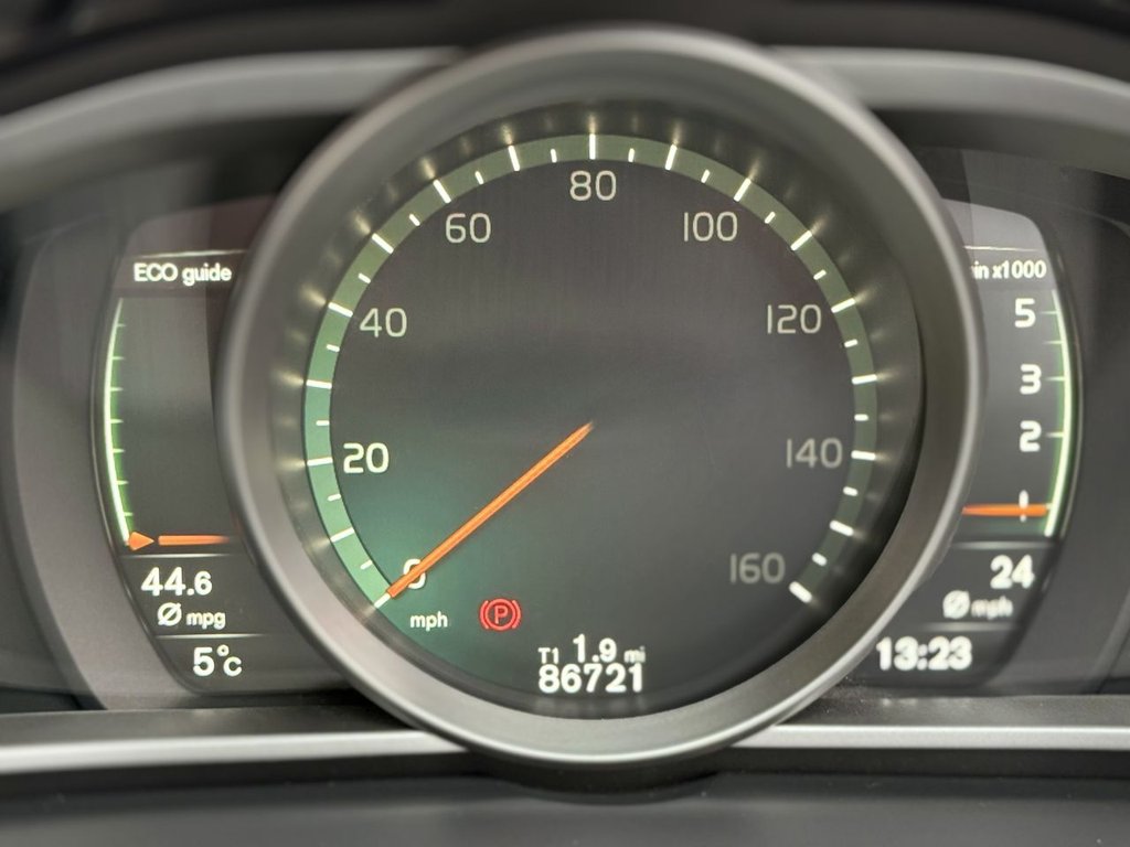 Used Volvo V40 2017 for sale - 78016746: Photo 48