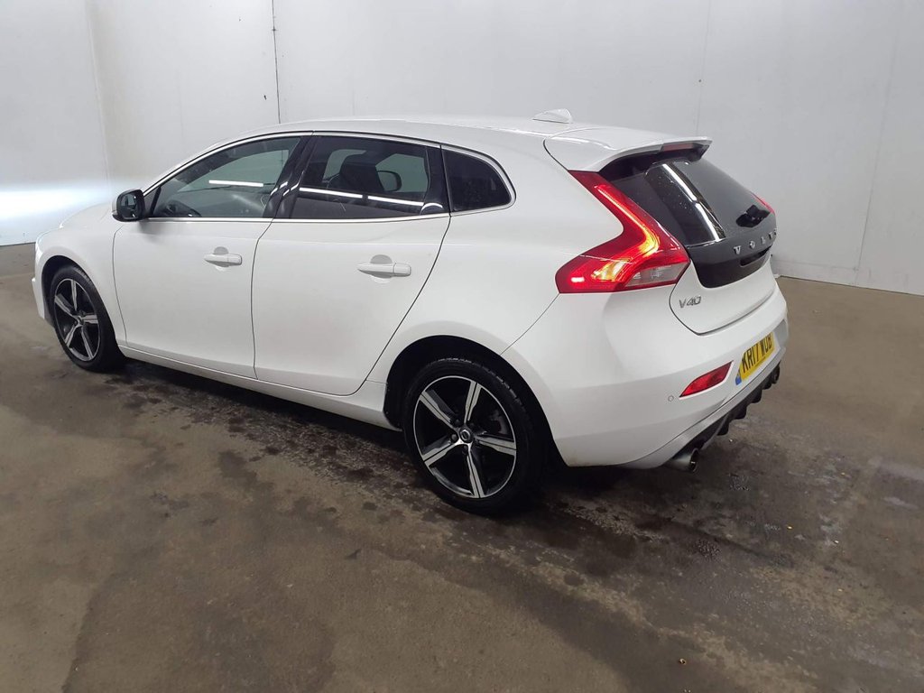 Used Volvo V40 2017 for sale - 77239360: Photo 4